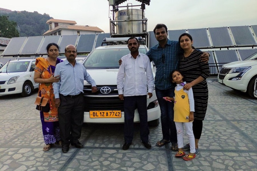 Innova Crysta Car On Rent in Delhi